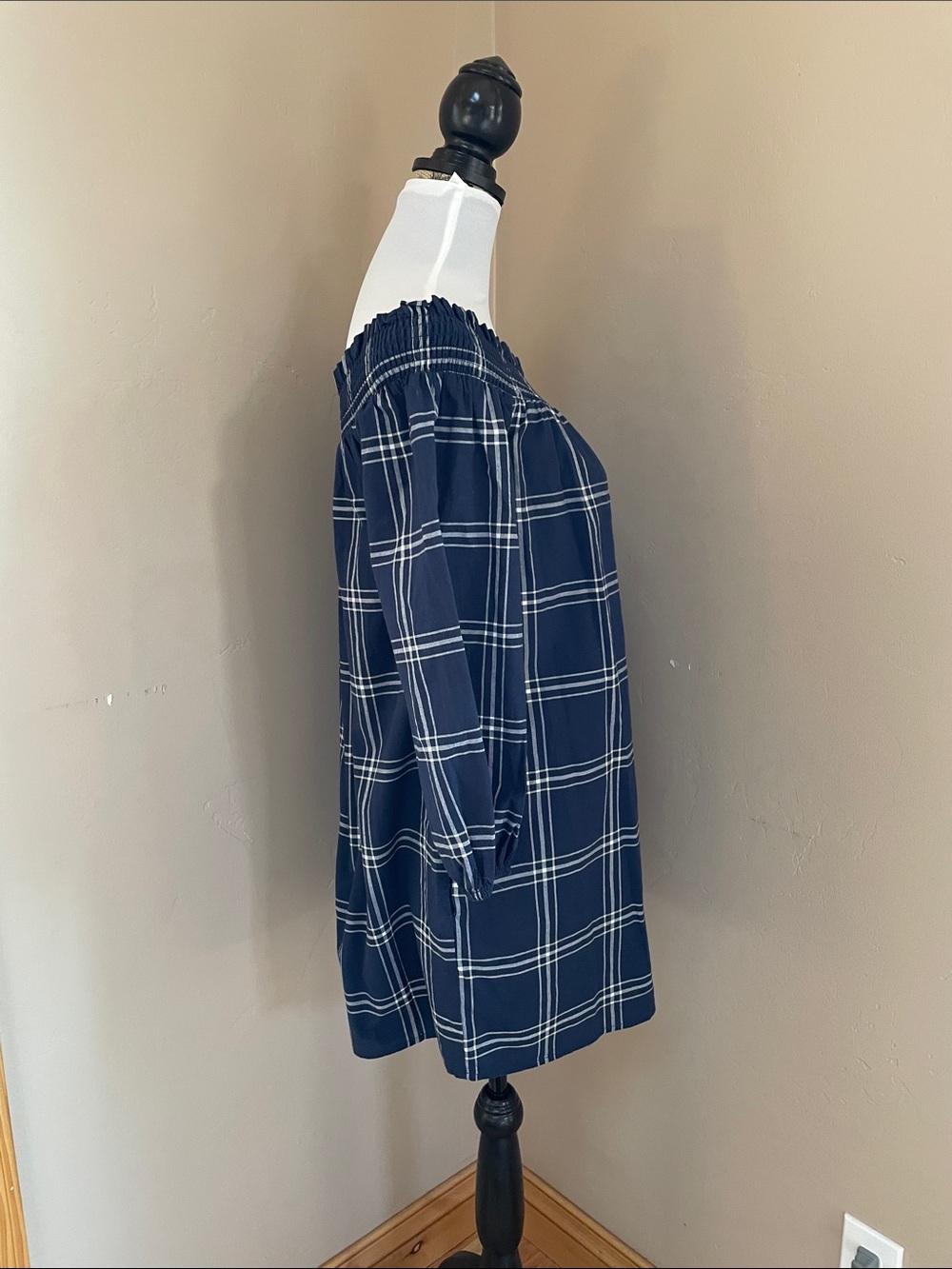 Abercrombie & Fitch Off-Shoulder Navy Plaid Women’s Dress, medium - Picture 2 of 7